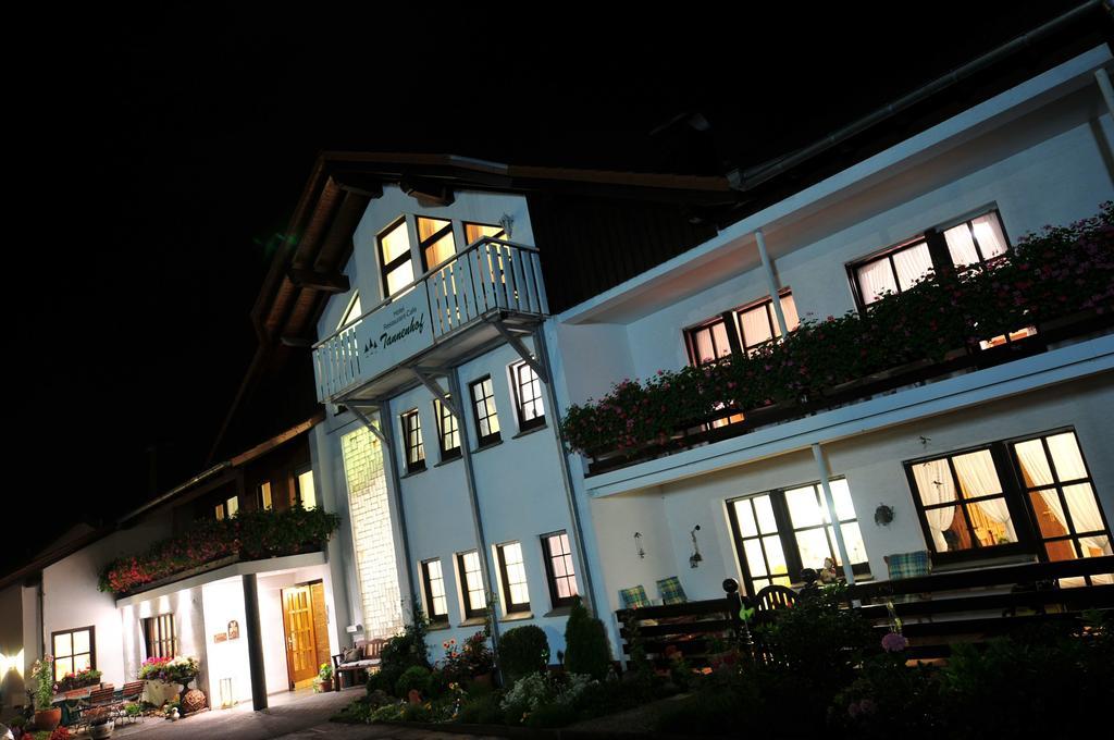 Hotel Tannenhof Bad Wünnenberg Esterno foto