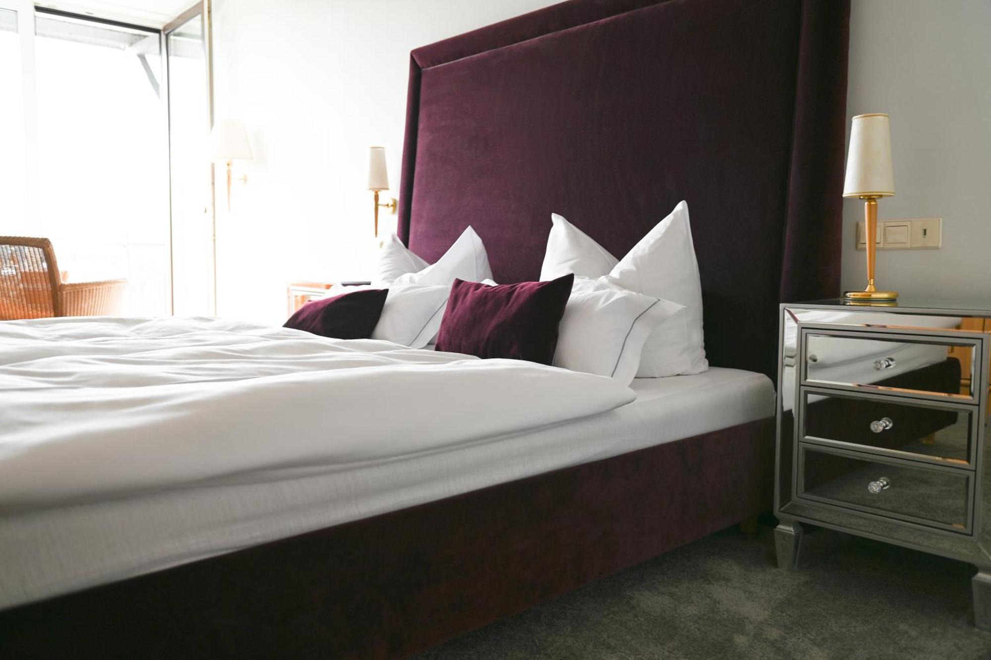 Hotel Tannenhof Bad Wünnenberg Esterno foto